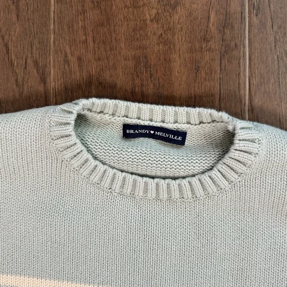 Brandy Melville Striped Crewneck Sweater - Picture 3 of 9